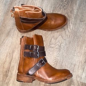 Free People Sunbelt Santa Fe Moto Boot Leather 3 Buckle Back Zip Brown size 37/7